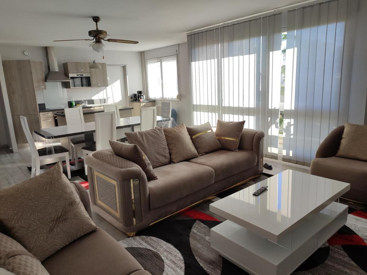 Grand Et Superbe Appartement Proche Paris Creil Ngoại thất bức ảnh