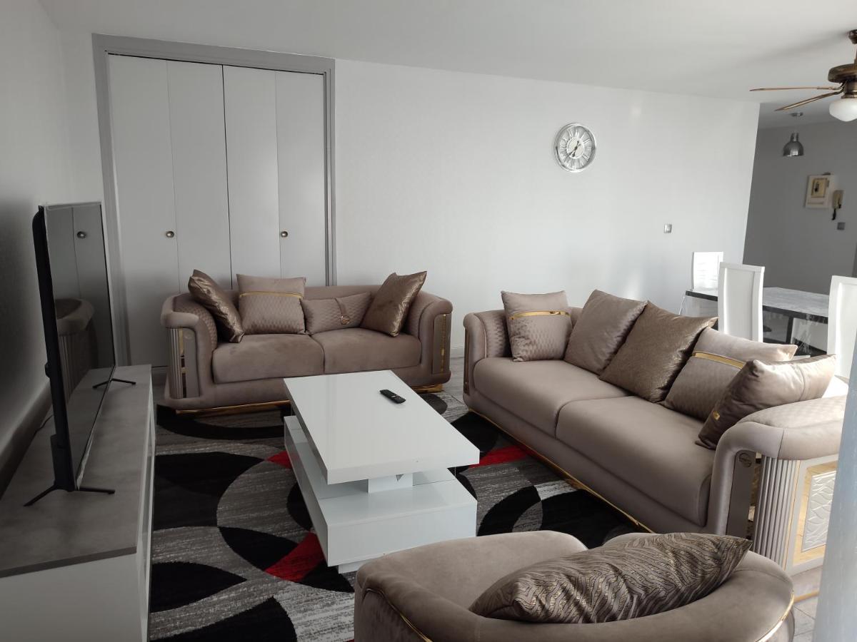 Grand Et Superbe Appartement Proche Paris Creil Ngoại thất bức ảnh