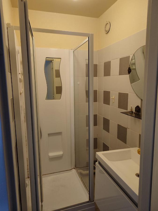 Grand Et Superbe Appartement Proche Paris Creil Ngoại thất bức ảnh