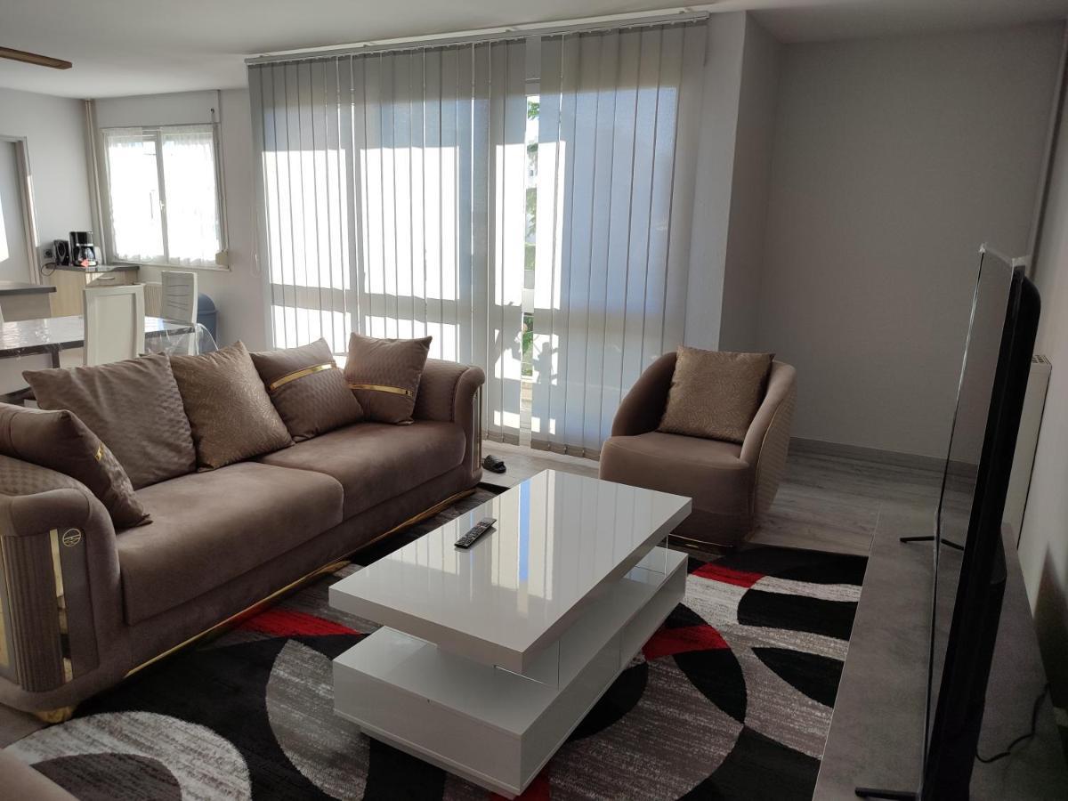 Grand Et Superbe Appartement Proche Paris Creil Ngoại thất bức ảnh